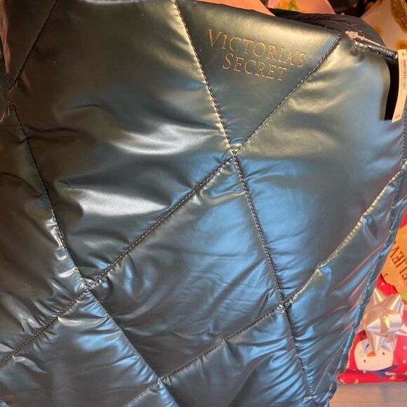 *NWT* Victoria’s Secret Metallic Teal Puffer Tote Bag - Picture 4 of 4